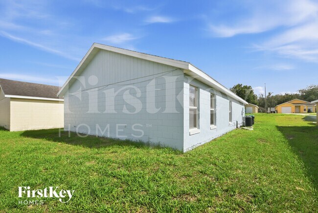 Building Photo - 6505 Viewpoint Ct