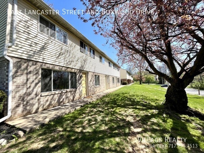 Building Photo - 308 E Lancaster St