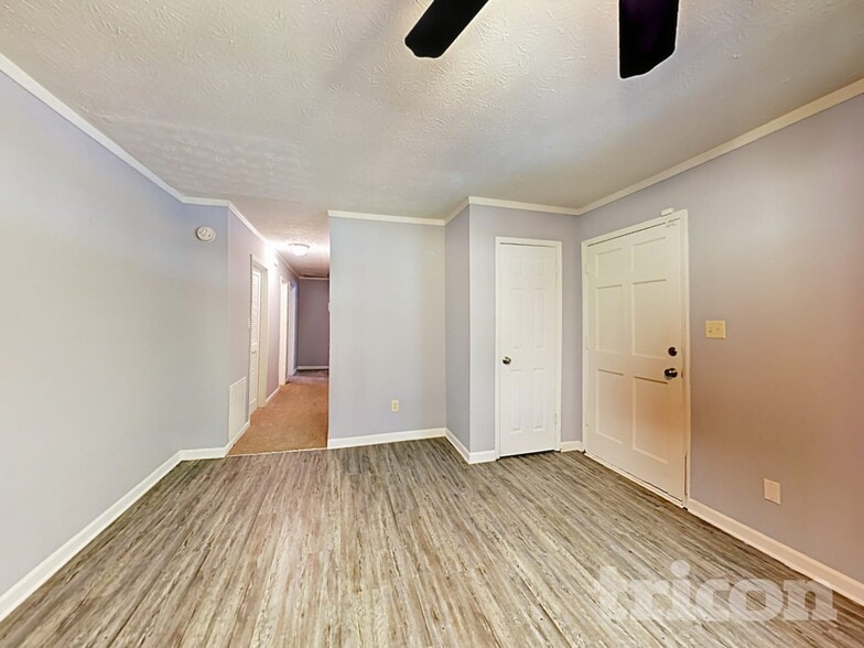 Building Photo - 68 Belmont Ln