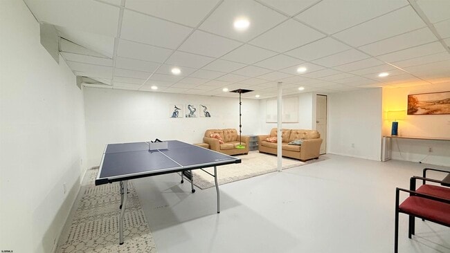 Building Photo - 124 Bonita Dr