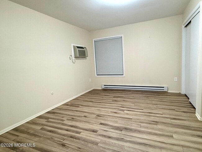 Building Photo - 169 Amberly Dr