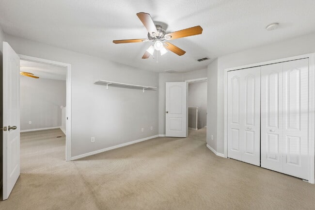 Building Photo - Spacious 3-Bedroom Townhome with Loft & Green-Space Views | Oviedo