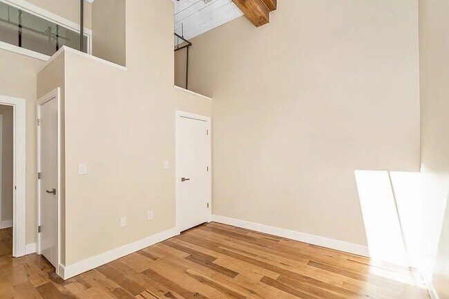 third bedroom/office - 17 Kearney Sq
