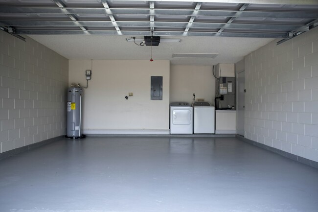 Building Photo - 6715 Meritmoor Cir