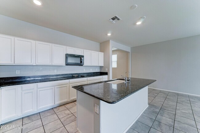 Building Photo - 25755 W Hazel Dr