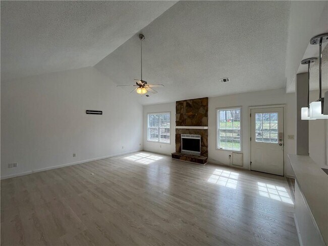 Building Photo - 54 Oxford Brook Way