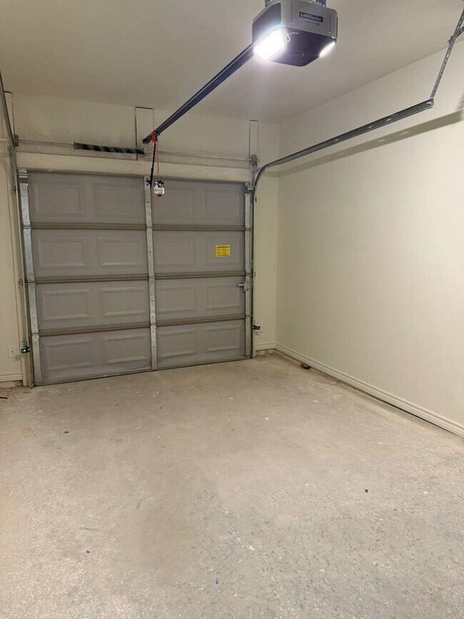 Building Photo - 1624 Pima Trail