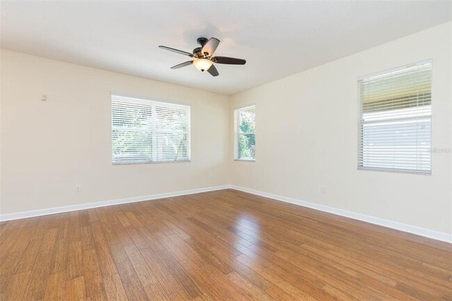 Building Photo - 20101 Oakflower Ave