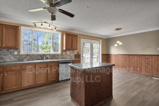 Building Photo - 34 Talbot Cir