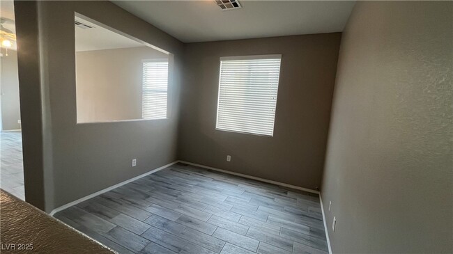 Building Photo - 7299 Forest Village Ave