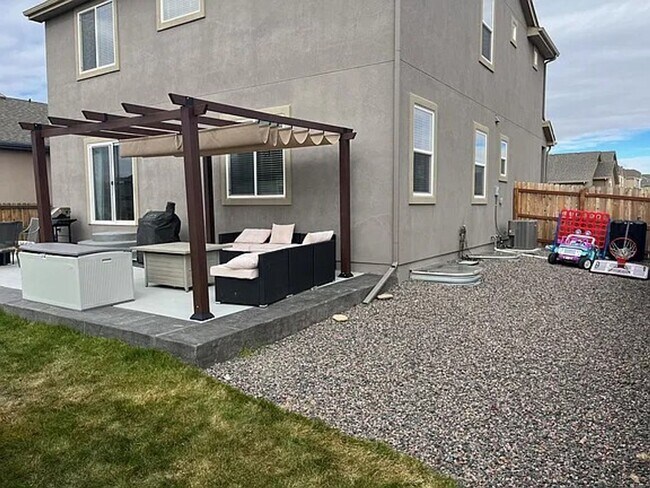 Building Photo - 7691 Barraport Dr