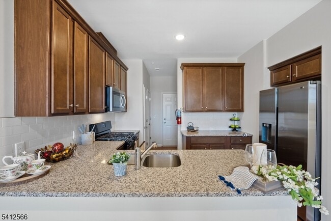 Building Photo - 1038 Station Rd