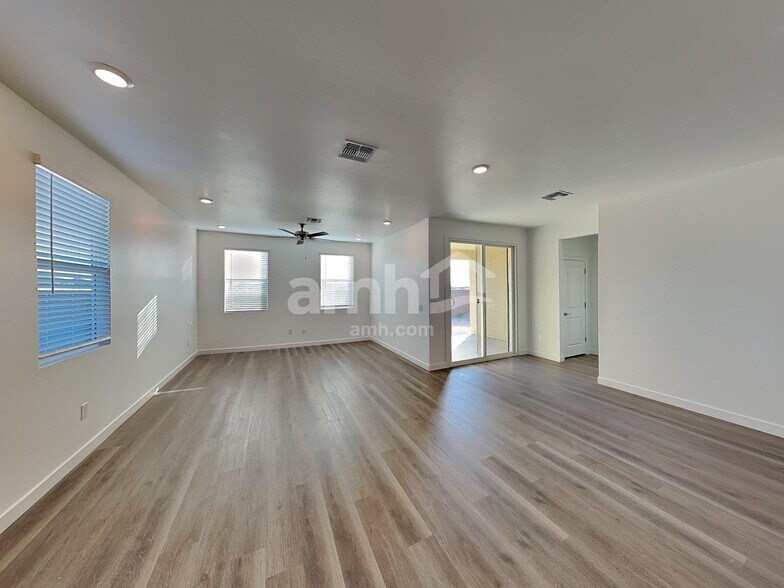 Building Photo - 12311 W Burruel Crk Ln