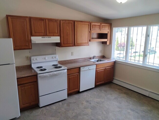 Building Photo - 1856 Park St