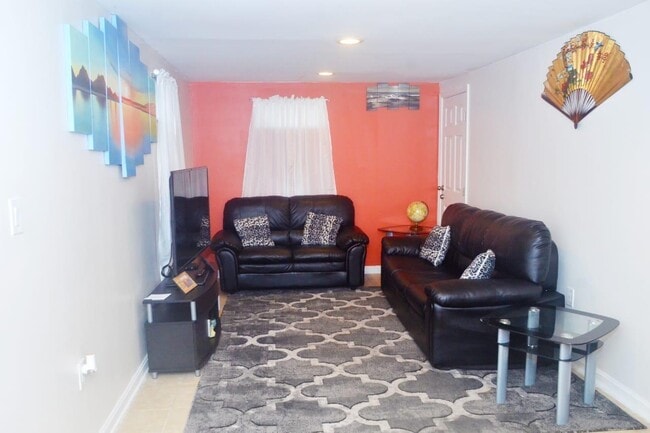 Building Photo - 105 Arundel Corporation Rd