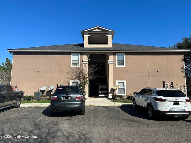 Building Photo - 9595 Amarante Cir