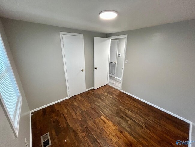 Building Photo - 18014 E Limestone Rd