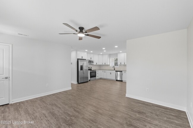 Building Photo - 6629 Ashbrooke Dr