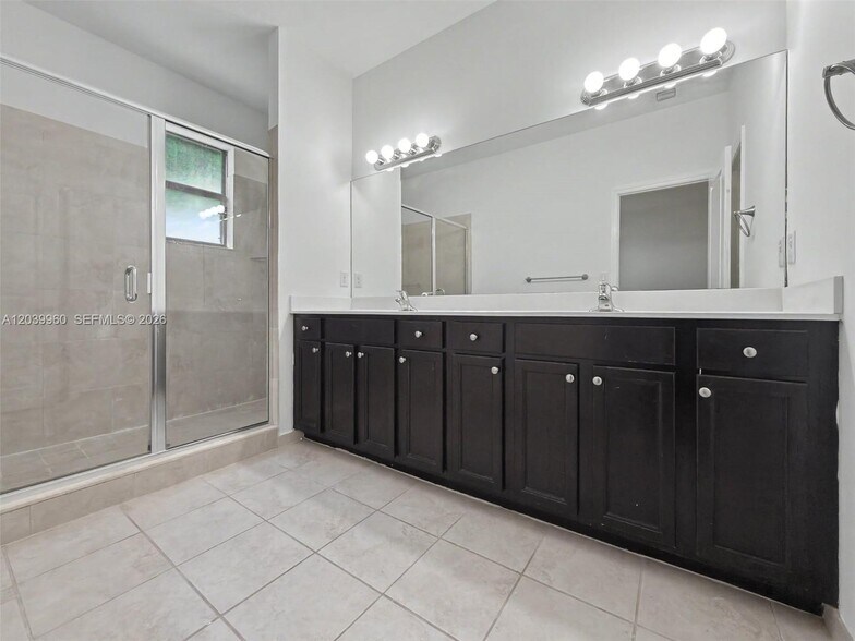 Building Photo - 11296 SW 254th Ter