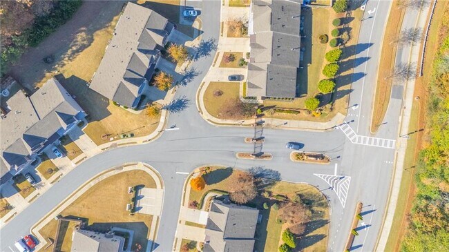 Building Photo - 2420 Boxwalking Ct