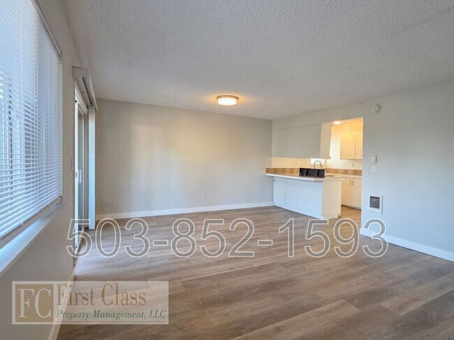 Building Photo - 12345 SW Hall Blvd