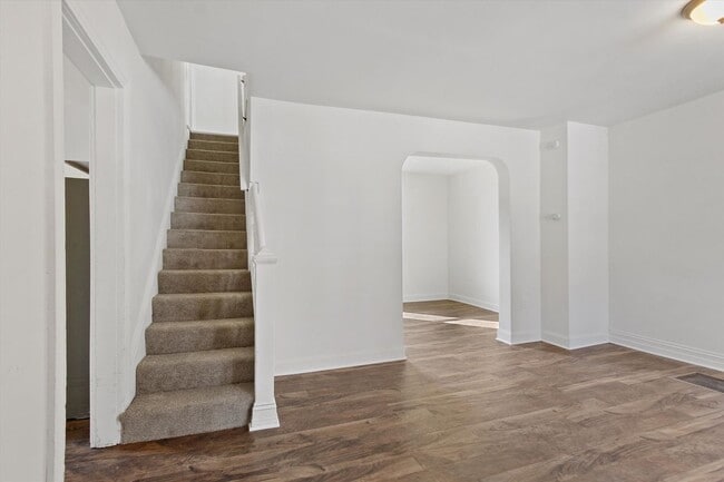 Building Photo - Coming Soon - Spacious 4 Bedroom, 2 Bath H...