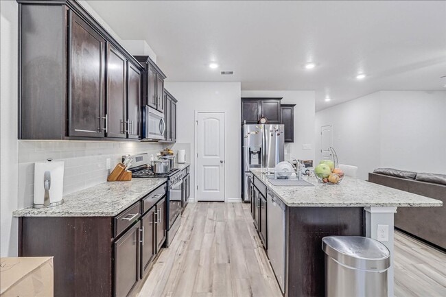 Building Photo - 7938 Fort Griffen Dr