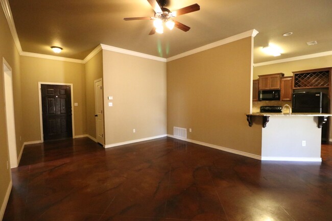 Building Photo - 502 Stoneridge Dr