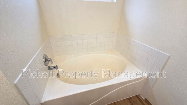 Building Photo - 2122 Tidepool Pl E