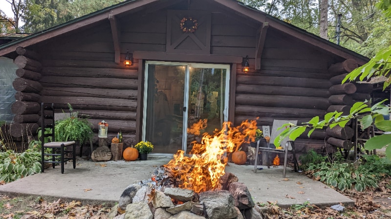 Building Photo - 8970 E Gull Lake Dr