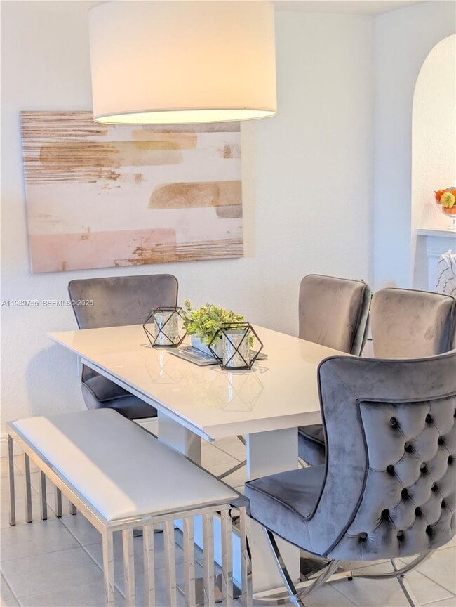 Building Photo - 10710 NW 66th St