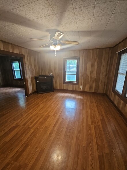 Building Photo - 3486 Cedar Creek Rd