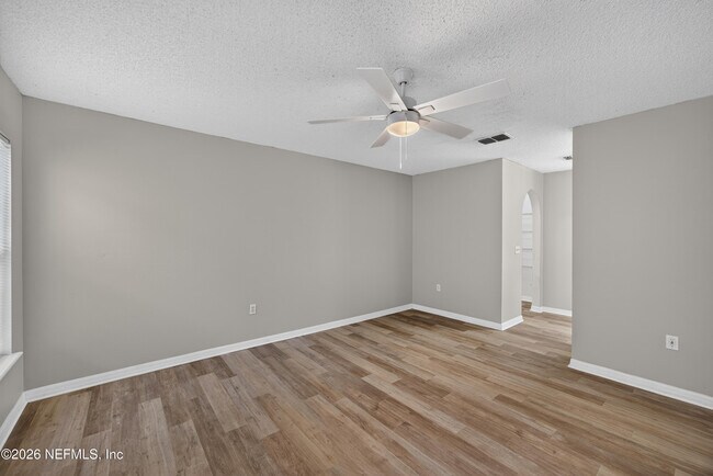 Building Photo - 1845 Saga Ct