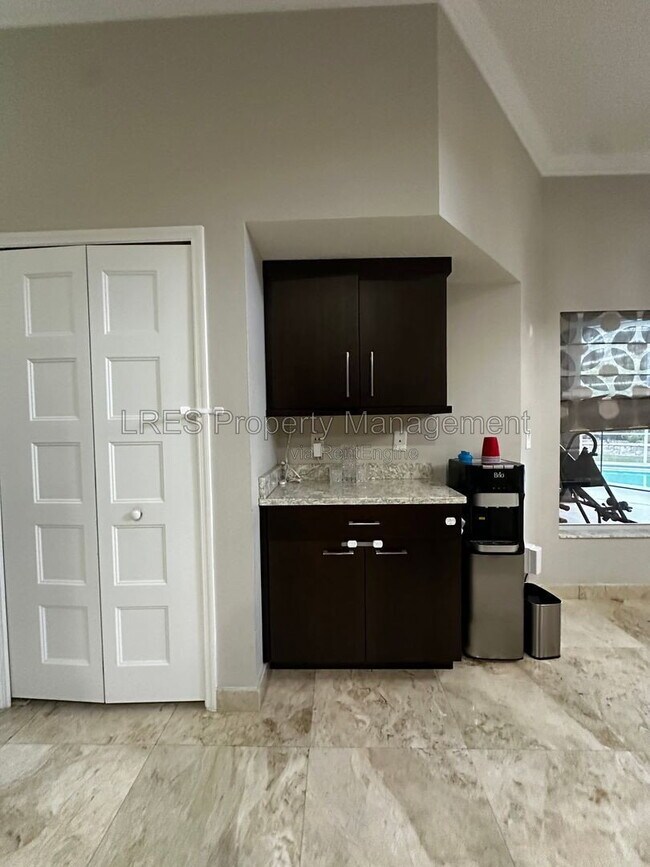 Building Photo - 1800 Bardmoor Hill Cir