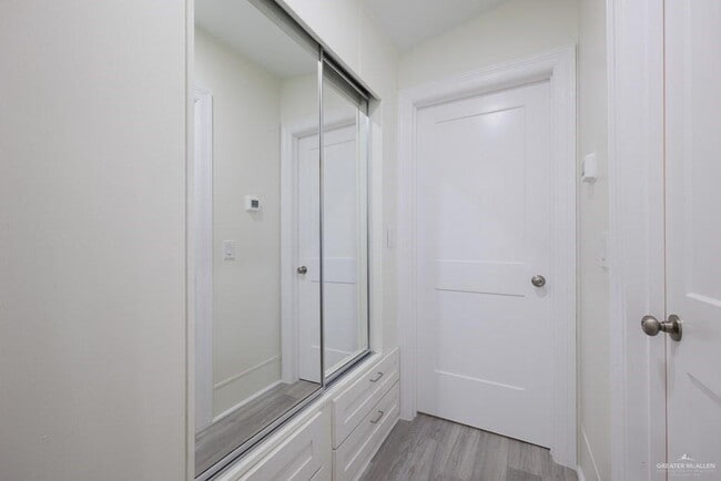 Building Photo - 40 Abalone Cir
