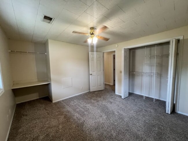 Building Photo - 2BR house near CofO!!!