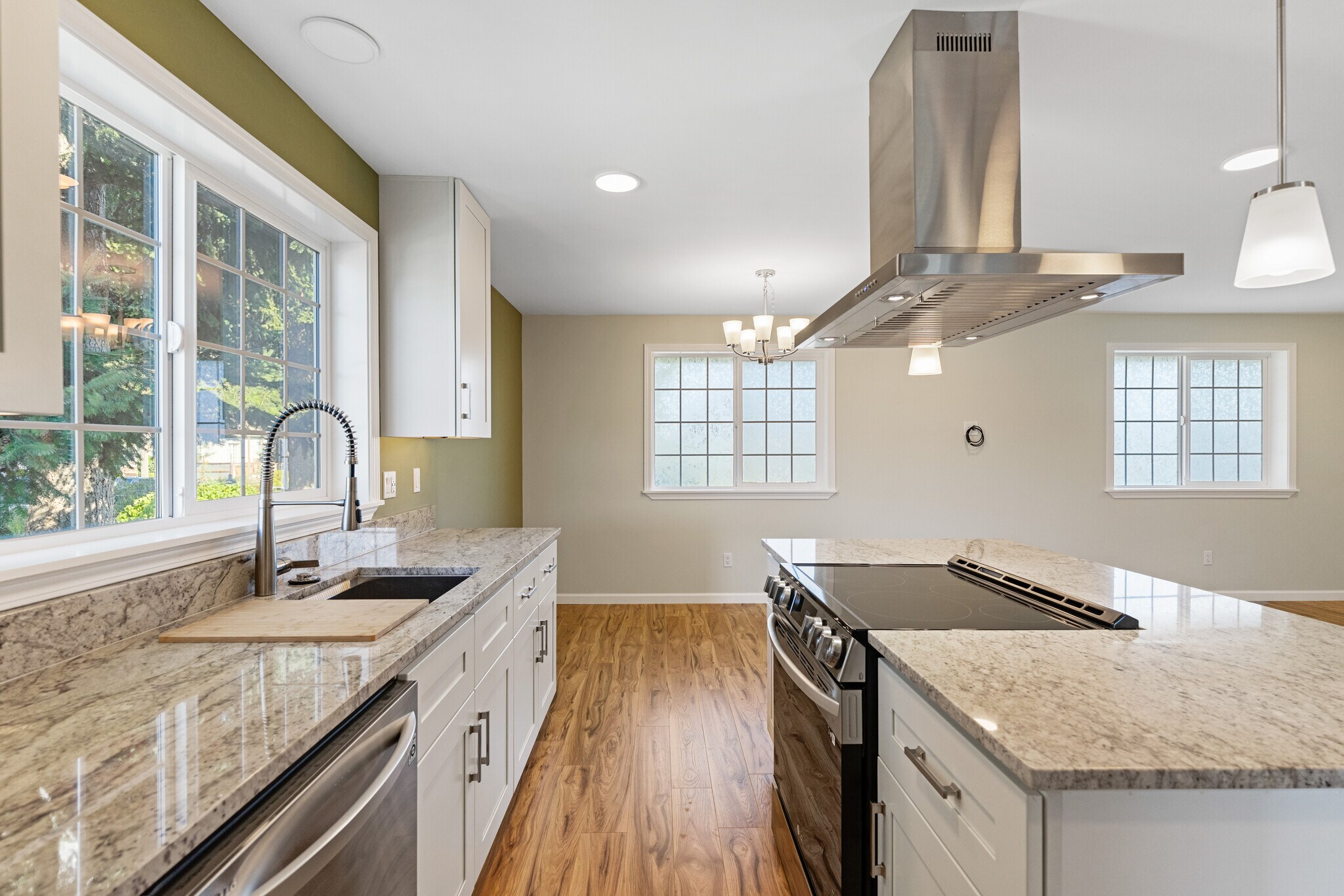 Building Photo - 1504 M Ave