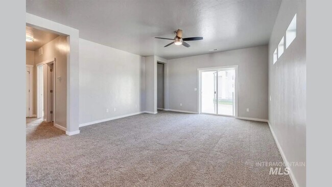 Building Photo - 3969 W Peak Cloud Dr