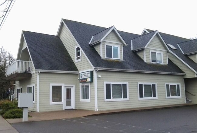 Primary Photo - 720 NW 2nd St