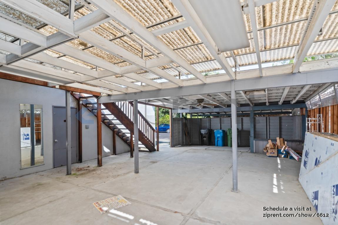 Building Photo - 271 Hayes Ave