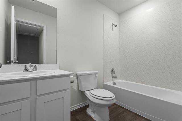 Building Photo - 612 Creek End Dr