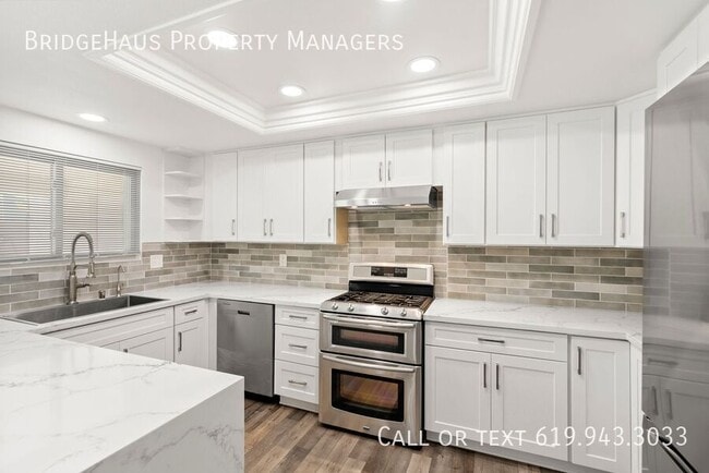 Building Photo - 1539 W Knapp Dr