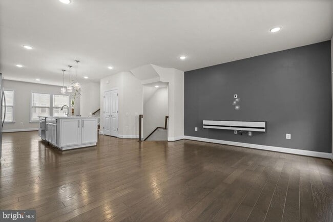 Building Photo - 17357 Redshank Rd