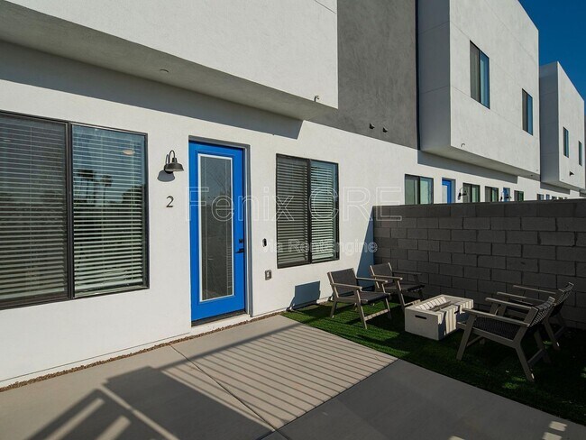 Building Photo - 775 W Coolidge St