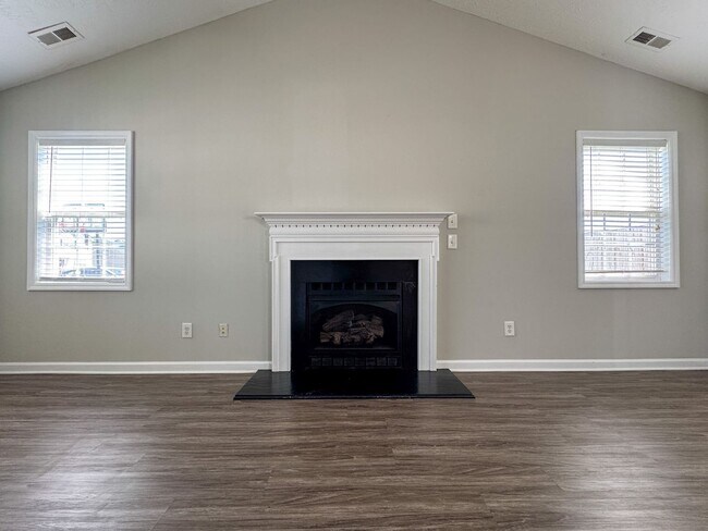 Building Photo - 1502 Bridgeton Way