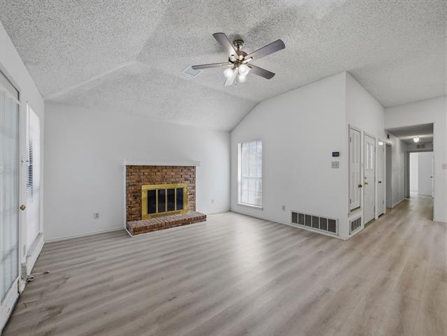 Building Photo - 2103 Overview Ln