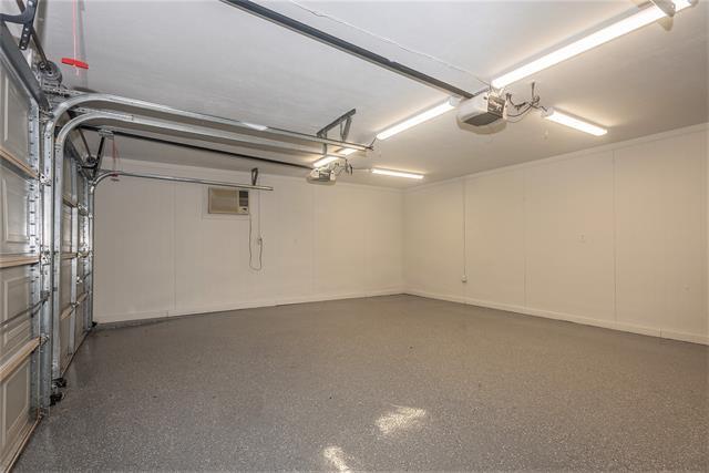 Building Photo - 3332 Brockway Dr