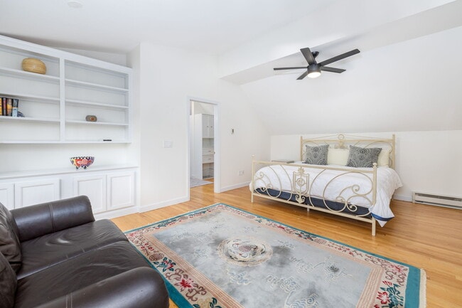 Building Photo - 235 White Deer Rocks Rd