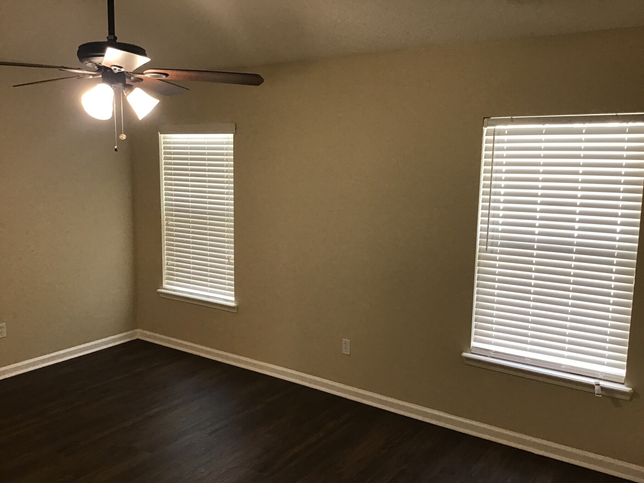 Building Photo - 705 Turkey Point Dr