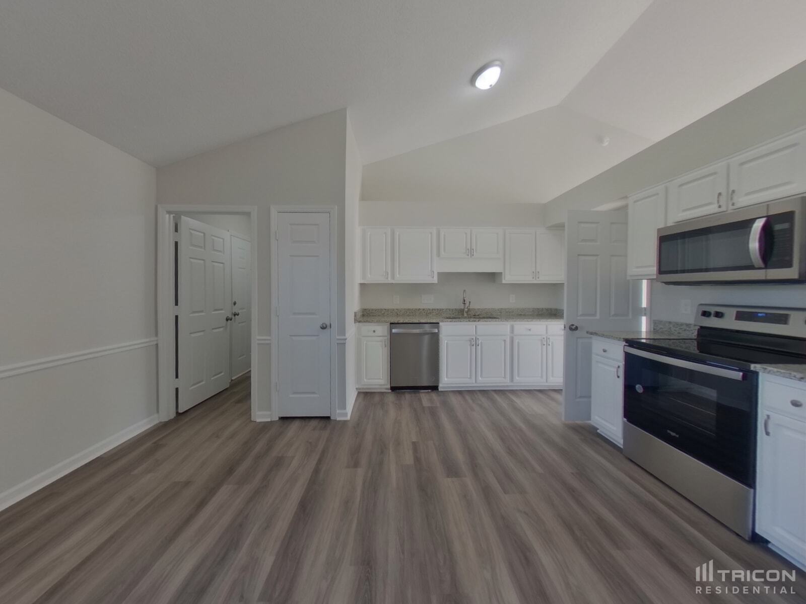Building Photo - 3600 Amos Dr